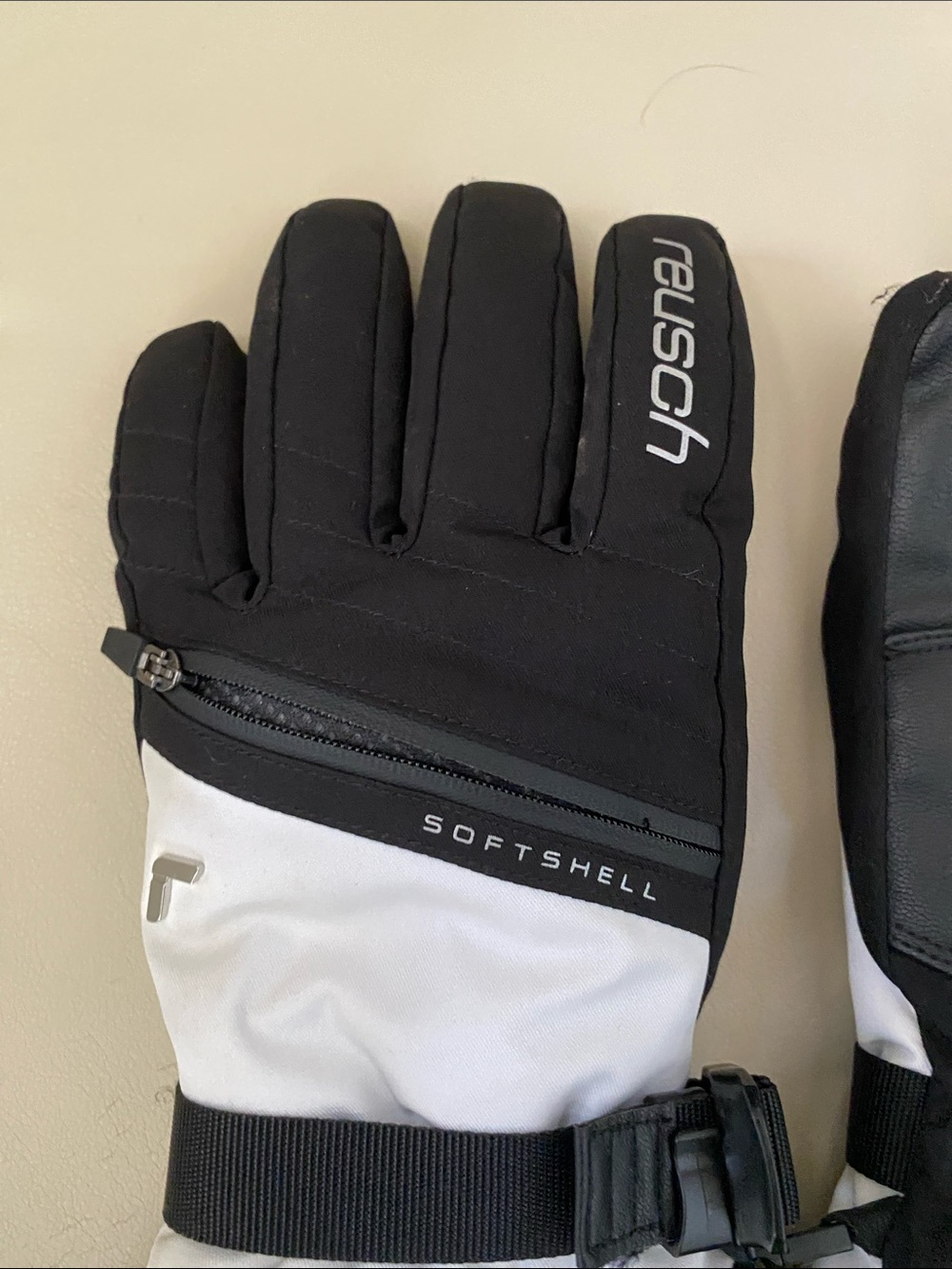 Reusch SoftShell R-loft Extra warm glove size L - Picture 3 of 5